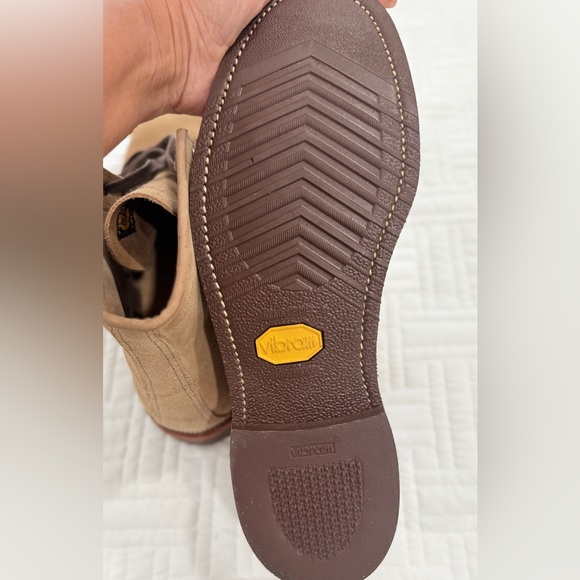 Chippewa 1901M27 Men’s Tan Suede Boots New Made in USA Vibram Sole - Picture 4 of 8